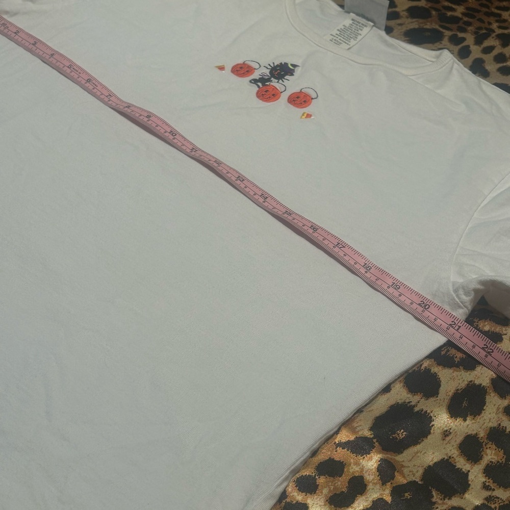 Vintage Endless Design Embroidered Cat Halloween Long Sleeve Shirt - Picture 7 of 8